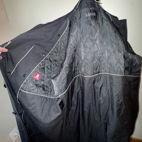 Sanyo Men's long Black, Water Resistant lined Trench SIZE R-48. Vintage - Picture 7 of 14